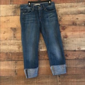 Joe’s size 26 cuffed Capri jeans in good condition